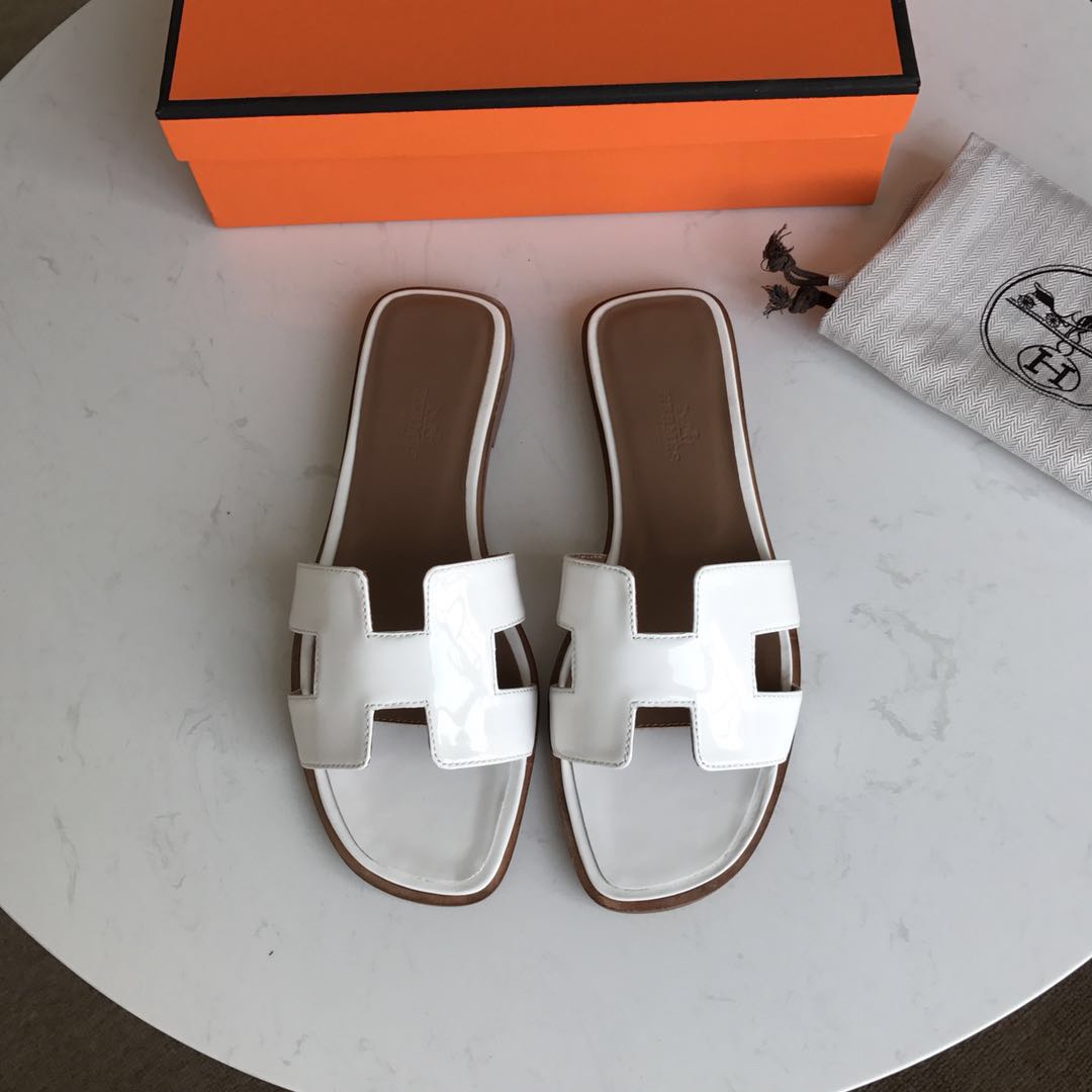 에르메스 올수공 오란 슬리퍼 샌들 페이던트 02